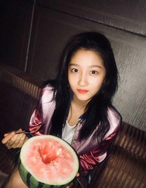 吃瓜看剧怎么拍照,捕捉光影瞬间