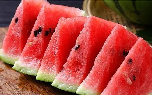 吃瓜批发河南,瓜果飘香，批发市场活力四溢